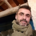 JE SUIS UNE PERSONNE COMME TOUT AUTRE JE SUIS UNE PERSONNE COMME TOUT AUTRE