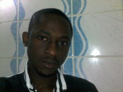 moi c serges suis cool sympa et très attentioné moi c serges suis cool sympa et très attentioné