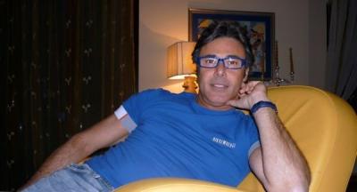 Bonjour
je me nomme Bruno âgée de 50 ans et je vie avec ma fille.
je recherche une relation sérieuse mais l'amitié avant toute chose.