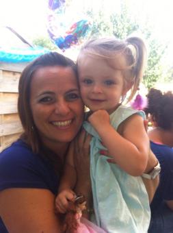 Coucou 

Nouvelle sur internet et sur le site je recherche un dialogue sérieux avec personne Mature et sincère pour faire ample connaissance et voir plus si affinité. Bis M 