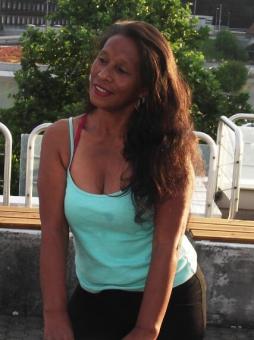 femme mure d'origine des iles femme mure d'origine des iles