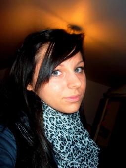Ciao il mio nome è Adeline 24 anni sola senza figli e sto cercando un divertimento e un uomo cordiale , vedere, ma hey non si sa mai quello che la vita ci riserva sono su Facebook per discutere meg Ciao il mio nome è Adeline 24 anni sola senza figli e sto cercando un divertimento e un uomo cordiale , vedere, ma hey non si sa mai quello che la vita ci riserva sono su Facebook per discutere meg