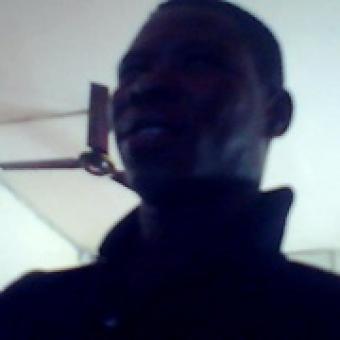 bonjour tout le mon .
je répond au nom de Charles Carlos je suis togolais et je réside ici au Togo je suis étudiant et titulaire d'un BTS en économie et finance .
je suis ici à la recherch