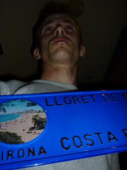 je m'appele sebastien j'habite namur je suis celiba en manque d'infection trp souffert !!!!!! 