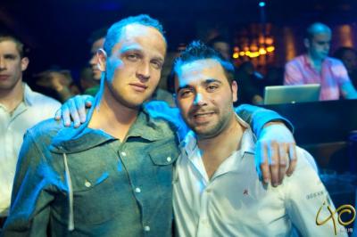 A la recherche de nouvelles rencontres car j'aime bien découvrir de nouvelles personnes...
Pour savoir qui je suis et comment je fonctionne, il suffit de se renseigner ;)
