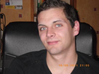 je me présente je m'appelle anthony j'adore léquitation les sorties entre amis ou une soirée en tete a tete avec mon amoureuse