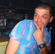 moi tout simplement pour vous ou vous pour moi on verra venez me parlez :)