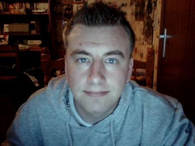doux , affectueux , genereux sympas je recherche relation durable .