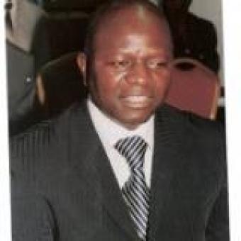 Je suis CEO & President, à FIVA HOLDING GROUPA 
J'ai étudié Droit des affaires à Université Cheikh-Anta-DiopHabite à Dakar. je suis Marié. Je suis sur ce site pour des raison très pr
