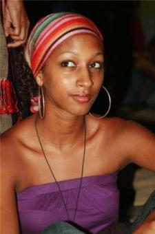 saut moi c'est fofana aicha  je sis  a la recherche d'un amie  et fonder  plusse de chose dans la vie 