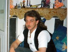 cherche compagne sympa cool gentille une femme qui sais ce quel veut debut ce voir de temp en temp pour ce connaitre et+ si affiniter je travail boucher serveur tout les jour conger dimanche suis cour