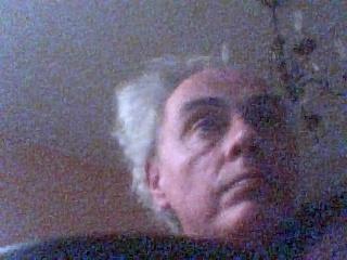 j'aimerais me faire des amis ou rencontrer une femme soumisse bisous avous mes dames 