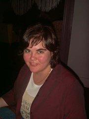 bonjour , je suis une jeune femme de 27 qui recherche un homme serieux.je suis dynamique et souriante .